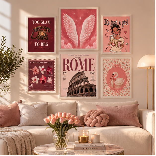 Set 6 quadri pink glam ambientato in soggiorno